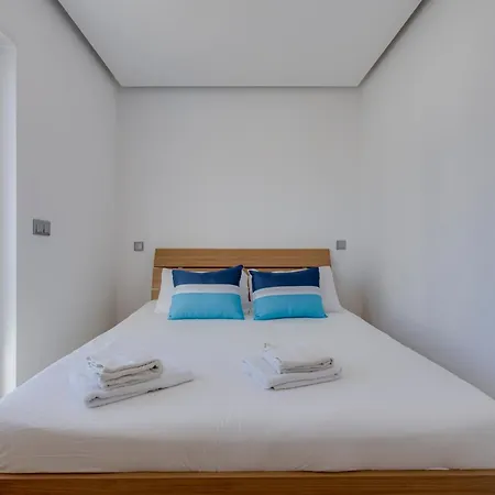 Centre T2 شقة لاغوس